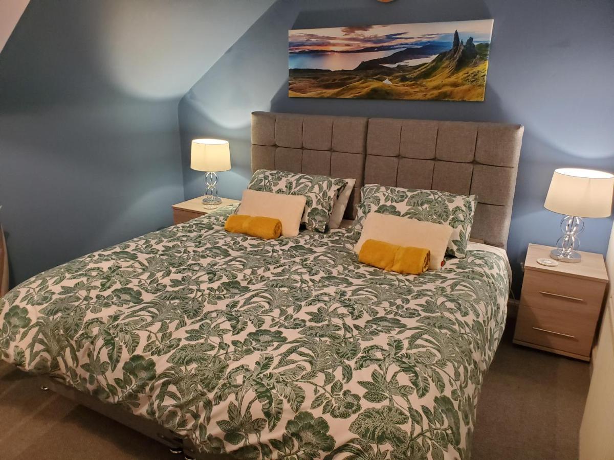 Carvetii - Mayhaven House - Tranquil Cul-De-Sac - 2 Bedrooms, Sleeps 4 Guests Dunfermline Exterior foto